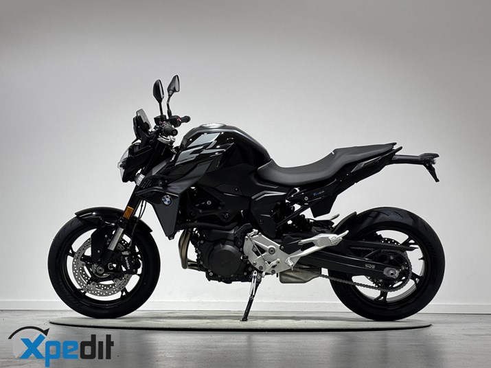 BMW F 900 R BMW F 900 R